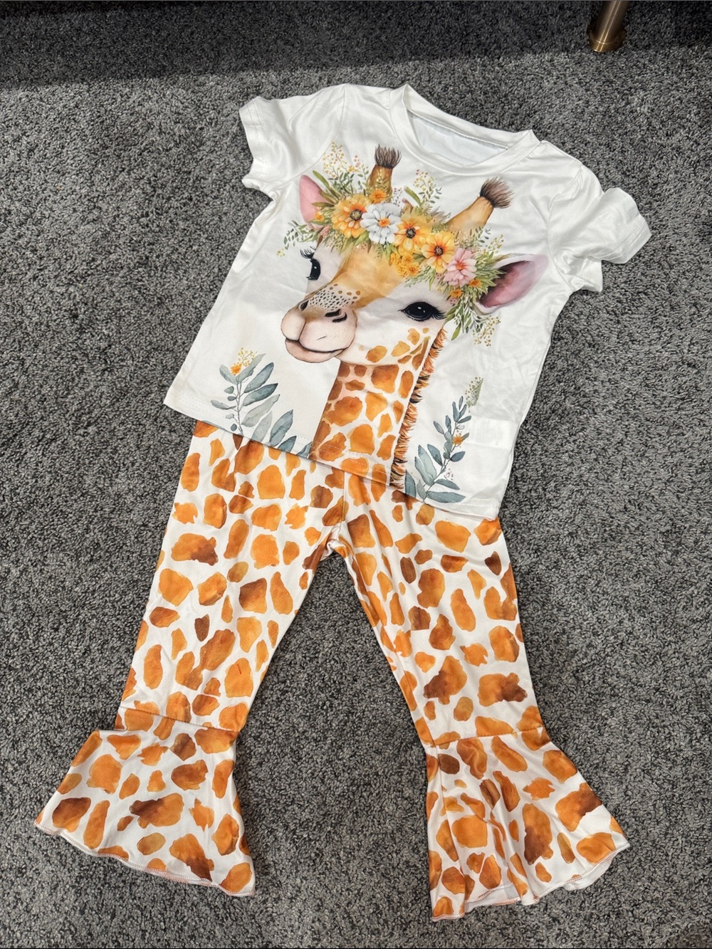 Giraffe Floral Graphic Tee & Giraffe Print Flare Pants Set